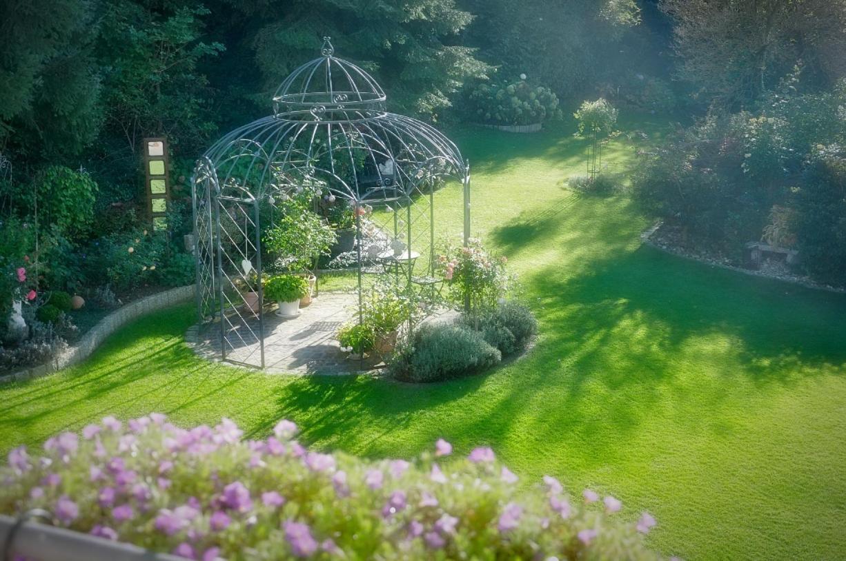 Ferienwohnung Im Rosengarten Ebenweiler Bagian luar foto