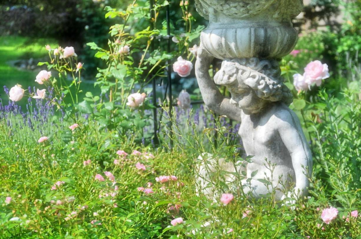 Ferienwohnung Im Rosengarten Ebenweiler Bagian luar foto